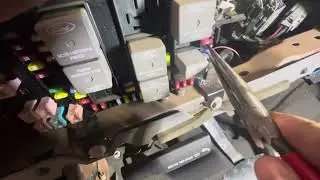 2006 F250 Highbeams stuck on!