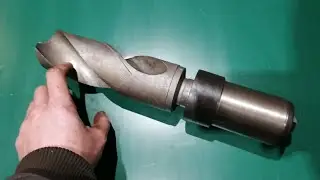 Полезнейшая штука. Очень сильно расширяет возможности токарного