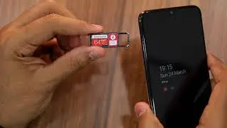 Galaxy A50/A30: Insert SIM & SD Card