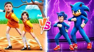I was adopted by the Squidward Game doll and Super Sonic! Squidward Girl vs Sonic!