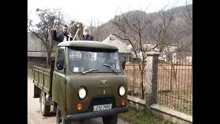 У селі Поляна священик вирішив по-своєму протидіяти поширенню нового вірусу