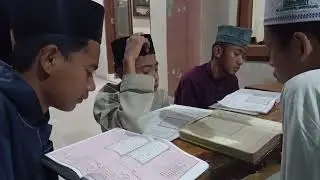 Suasana belajar mengajar (Ngaji) Qira'at dan Qiro'atu ba'da Maghrib ponpes madinatul musthofa