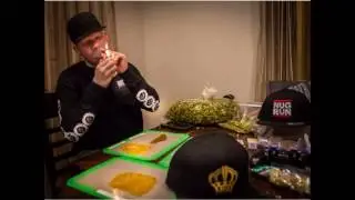 Krondon & Chase N. Cashe - Like Us feat. Freeway (2015) [CDQ]