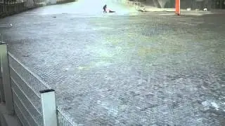 Невероятное спасение девушки после взрыва, повредившего Донбасс Арену  Гуманитарный штаб Поможем