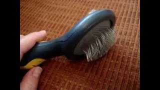 Cat Slicker Brush by JW Pet Company Review