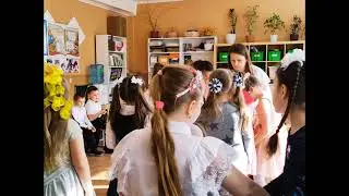 23 февраля и 8 марта - 1 "Г"