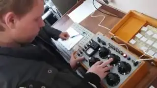 Рабочий момент. Измерение сопротивлений мостом МО-62