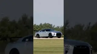 Bugatti Chiron vs. 2000 hp Nissan GTR (210 MPH!!) (@TheHamiltonCollection's cars)