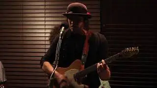 Micah Van Zandt closes the night out with this cover song