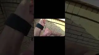 Очень опасно так бегать 😗😗          #funny #tiktok #лучшиеприколы #новийгод #приколы #2022 #2023 №