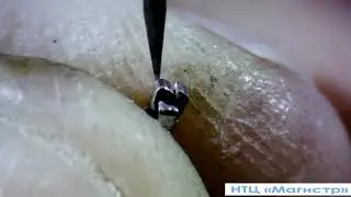 Сварка серебряной цепи с квадратными звеньями