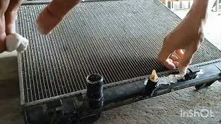 Mencoba nambal radiator bocor pake lem dodol