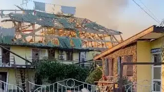 Затока. Люди отдыхали и жили. Просто жили.