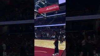 Interested in Evan Mobley shooting three pointers? 