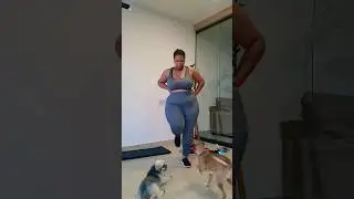 Exercícios em casa #plussizefitness #exercicioemcasa #curvygirloutfits