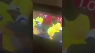 Danicing Pikachu Troup @ Macy Parade = Awesome 