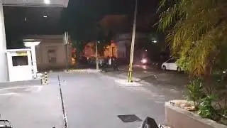 Policía de Paraguay se enfrenta con manifestantes Esto es lo que pasa en #Paraguay #manifestacion
