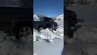 УАЗ Пикап застрял!!! Радуйтесь, но не долго))) Выехал сам!
