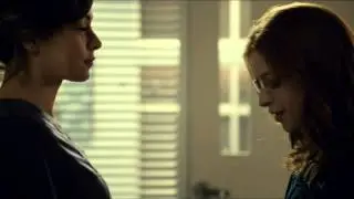 Maggie and Sydney (second kiss)