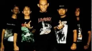 Tengkorak Band - Konflik