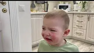 Знакомься Денис - это ты очень довольный поездкой в Питер 😂