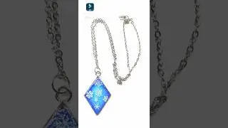 Snowflake UV Resin Necklace #uvresin #resinjewelry #snowflake