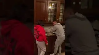 Скрити стратези ли са тези двамата?
