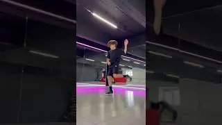 Всё окей, но только я когда хотел сделать слайд а конце, у меня не проскользил кроссовок😅 #shorts