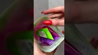 Показываю консистенцию масок для лица из Новогоднего Набора «MIXIT»