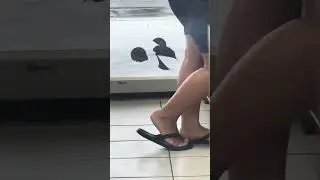 Standing Guatemalan Shoeplay Laundromat V.1