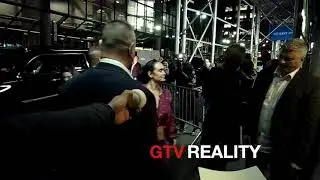 Brad Pitt signing autographs on GTV Reality