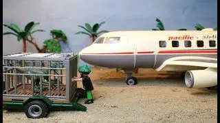 Playmobil Wild Animal Plane Transport The Airport 2