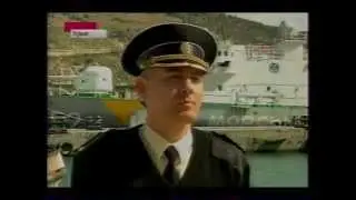 Украинские военнослужащие покидают Крым.