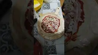 pizza condita fatta in casa con fornetto ariete  pizza in 4 minuti