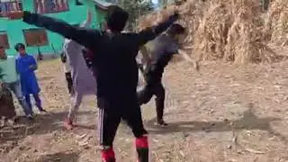 Kashmiri Dhol Dance in Kupwara|| Kashmiri Girls #kashmir #leak #trending #doll #shaadi #kashmri