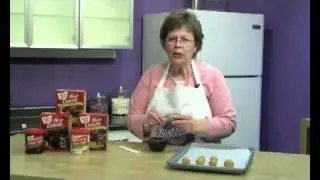 CakePopFun - Inserting a Stick in a Cake Pop