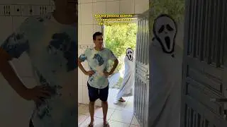 AQUELA PESSOA QUANDO VAI COMPRAR UMA CASA EM FILME DE TERROR😂