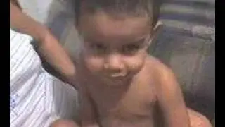 Mi sobrino cantando