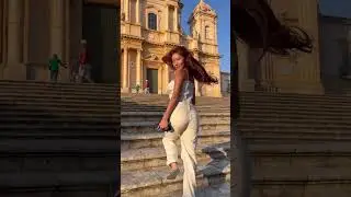 HWASA in Sicilia 💚🤍❤️#HWASA #화사 #ILoveMyBody #PNATION #피네이션