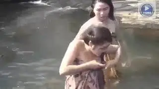 Pramugari dan Modeling   MAIN BET BET DI SUNGAI