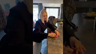Я никогда не отказываю в автографах! ✍🏼 #shortvideo #ytshorts #shortvideo