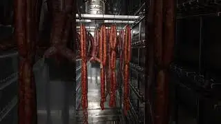 Крафт колбаски на Ижица Z-115 #smoker #food #bbq #еда #юмор