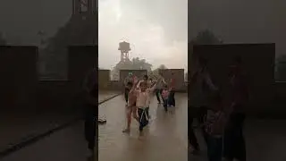 परिवार के साथ बारिश की मस्ती🤣😍💞🤩💕🤣🤣