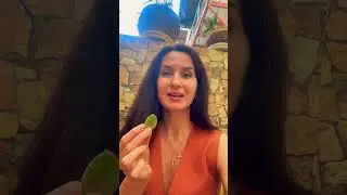Загадочные зеленые плоды, даже когда попробовала не поняла что это