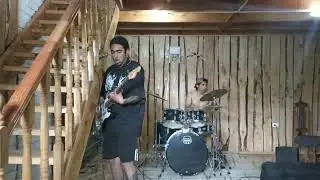 MANUAL DE GUERRILLA URBANA - BARRICADA (ENSAYO)