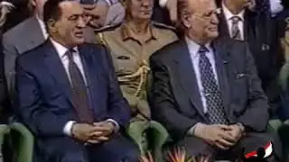 الرئيس مبارك يردد نشيد اسلمي يا مصر
