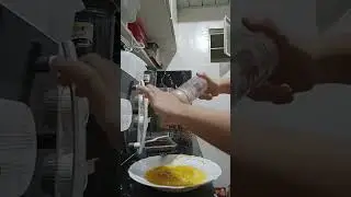 Egg in microwave oven #egg #eggs #microwavecooking #microwaveoven #microwaveovens
