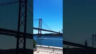 Самый высокий мост в Европе и символ Лиссабона 