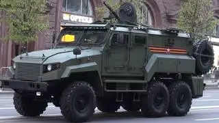 Москва. 2023. Военная техника на Тверской улице.