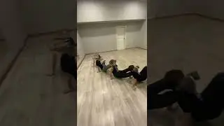 Стойка на руках гусеница челлендж 🤸‍♂️ #shorts